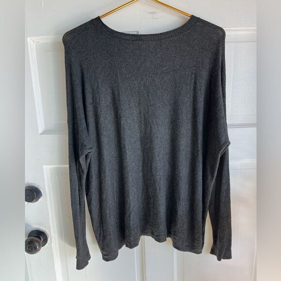 New Eileen Fisher, gray scoop neck, long sleeve sweater - Picture 4 of 4